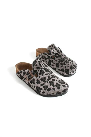 Friend&Trend Ayarlanabilir Tokalı Cilt Deri Anatomik Kadın Terlik  FT134